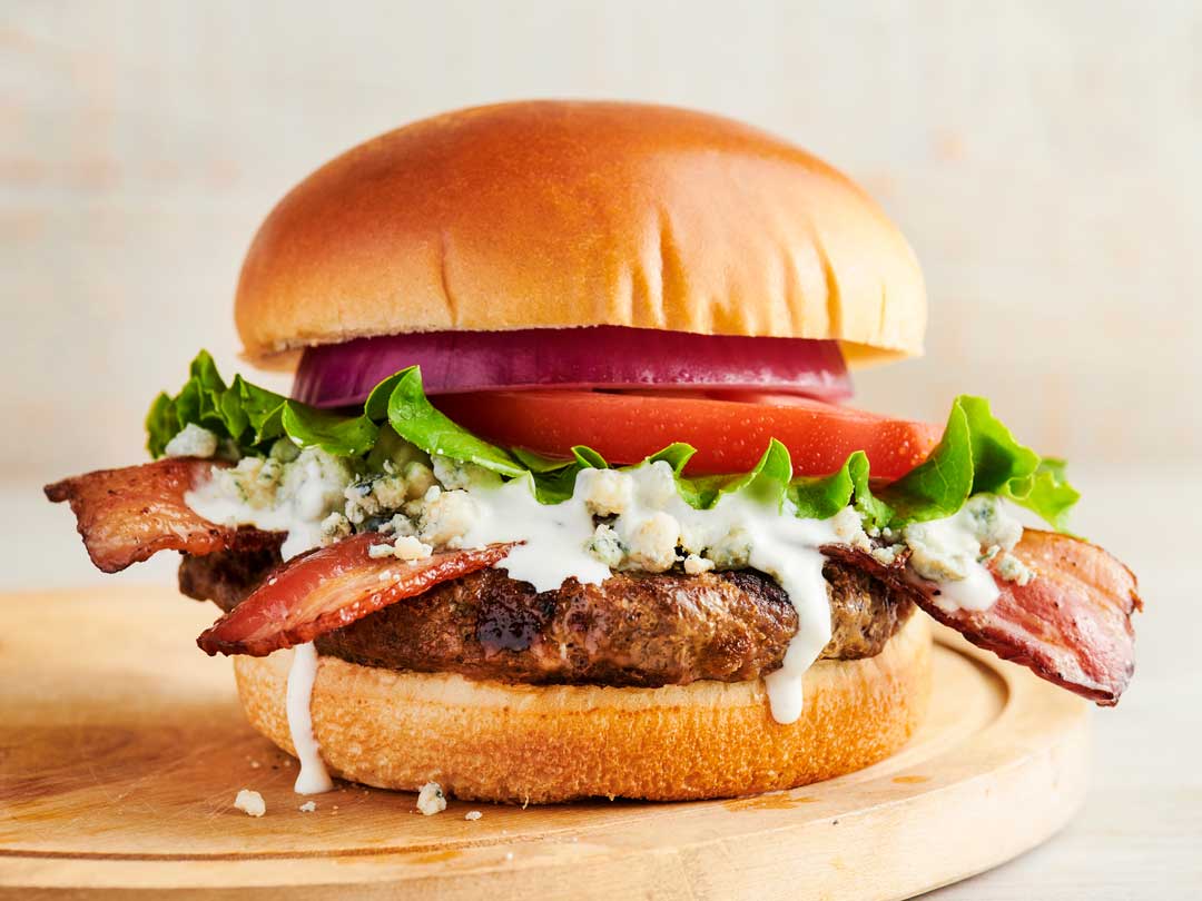 Hooters - Menu - Burger - Bleu Cheese & Bacon