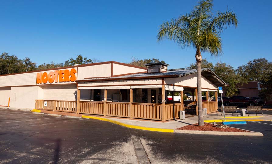 Hooters - Spring Hill, Florida